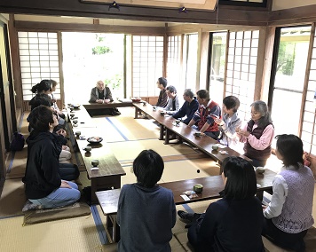 茶話会の様子